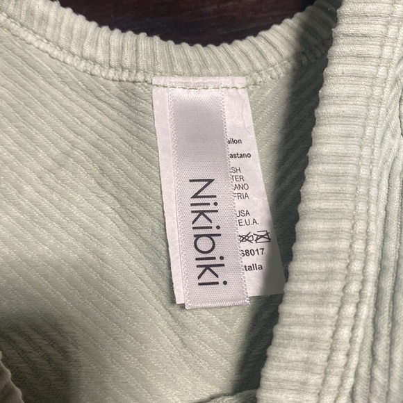 NWOT NIKIBIKI Green High Neck Tank Top - Picture 3 of 4